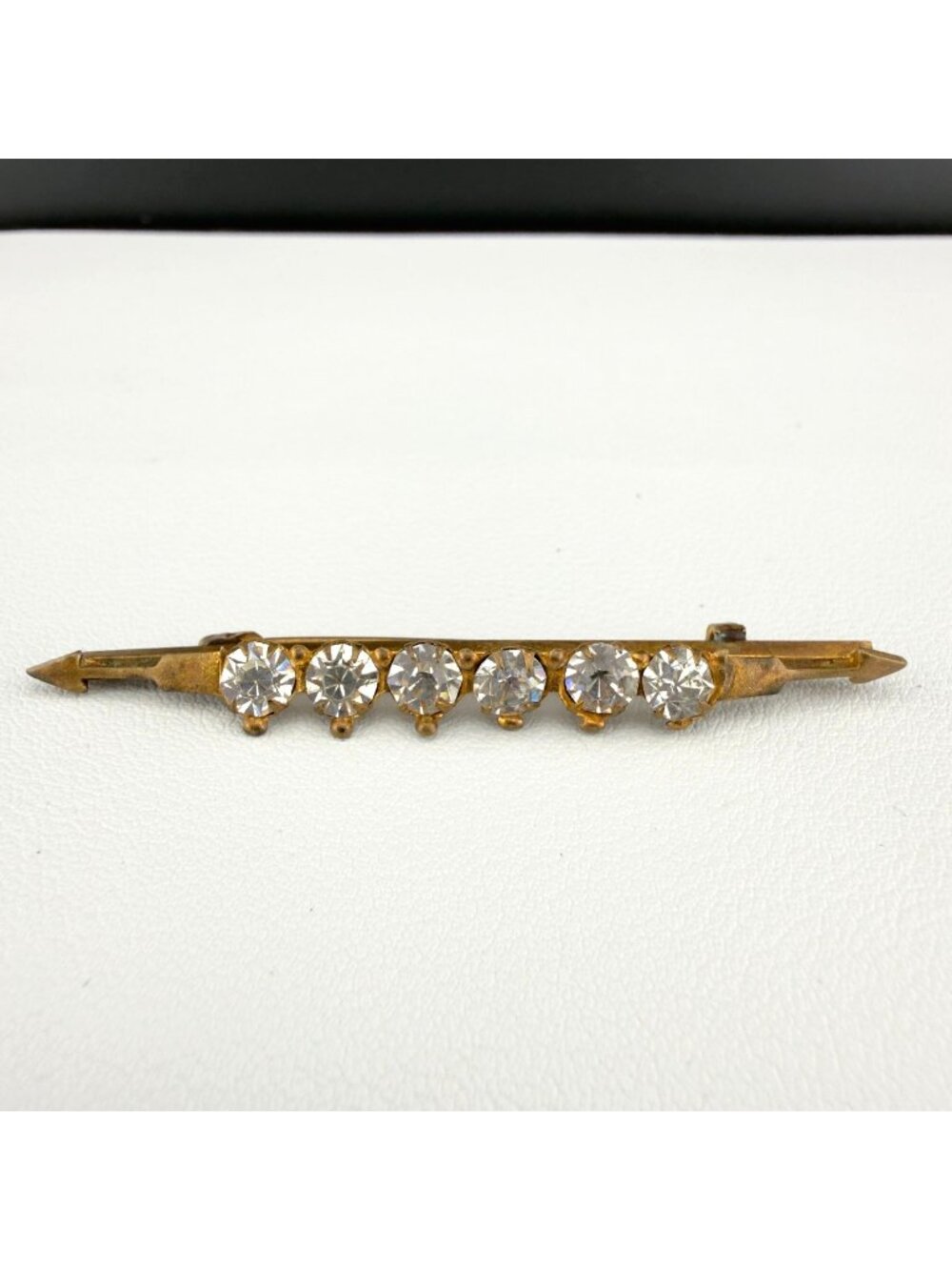 Vintage Victorian Paste Stone Bar Brooch Gold Tone Prong Set Arrows